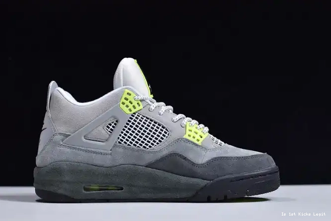 Jordan Air Neon CT5342-007 SE 4 0521